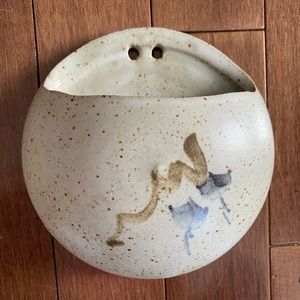Pottery Wall Pocket Planter 6*" Studio Piece Neutral tan Round